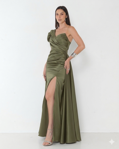 Foto Vestido Livia Em New Span OMbro Assimétrico Longo Fenda