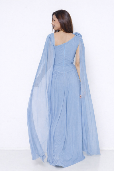 FotoVestido Izabele Tule Manga Capa Detalhe Em Flor