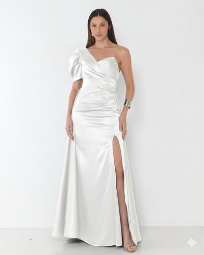 Foto Vestido Livia Em New Span OMbro Assimétrico Longo Fenda