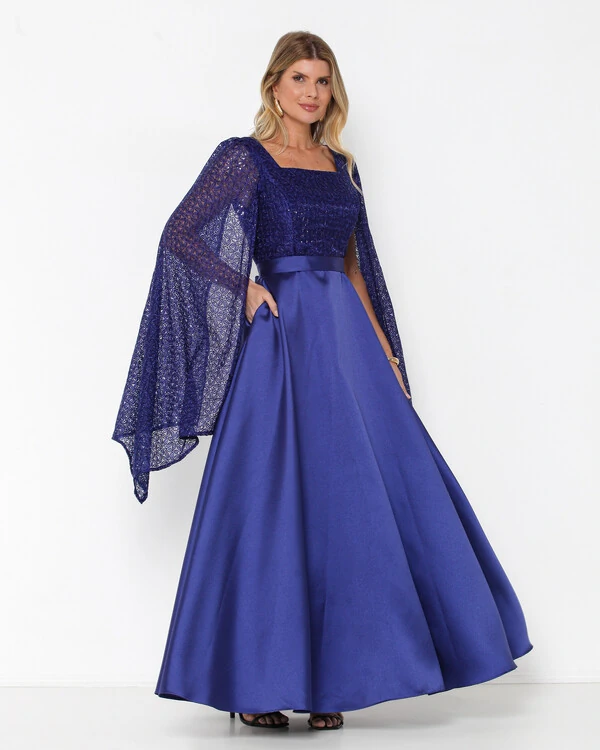 Vestido Suellen Manga Capa Com Brilho