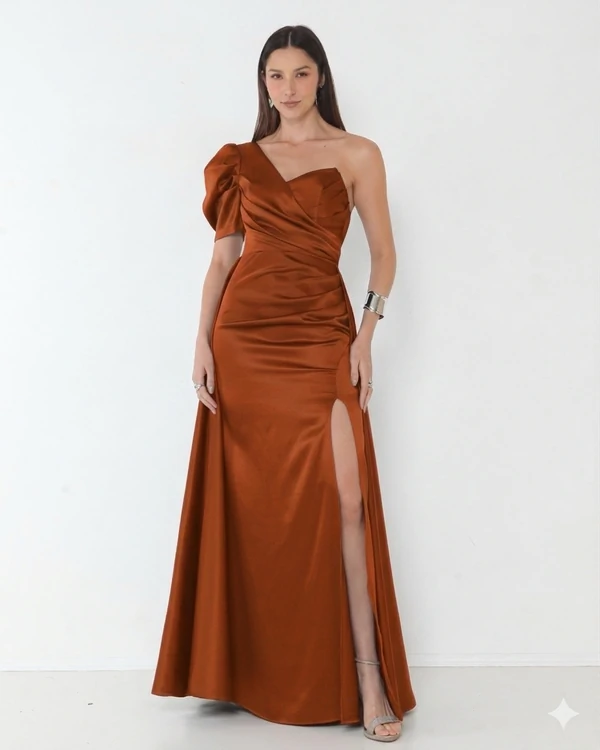 Vestido Livia Em New Span OMbro Assimétrico Longo Fenda