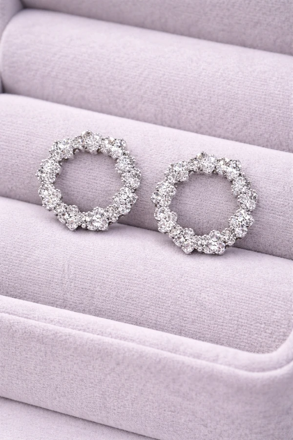 Brinco Circular Cravejado Semi Jóia