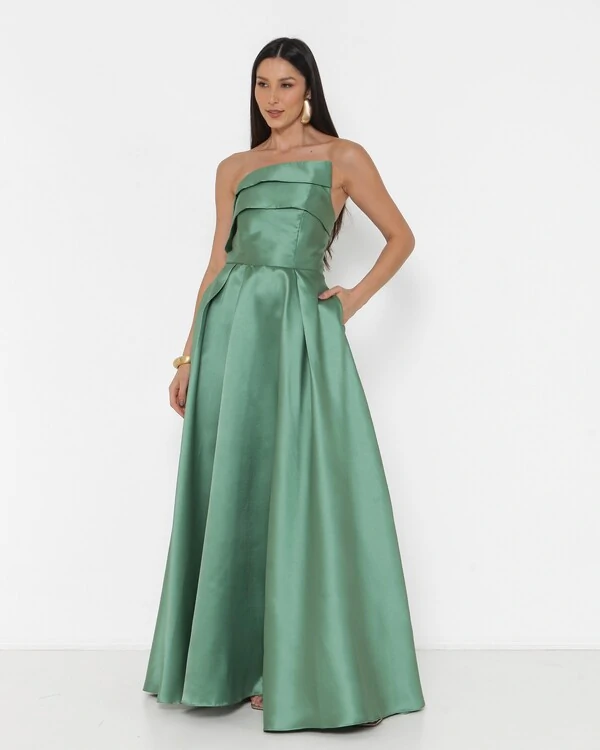 Vestido Nanda Decote Moderno Em Zibeline