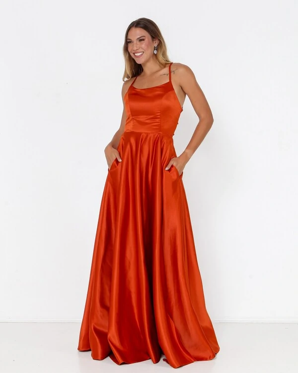 Vestido Zilma Alça Fina Em Cetim