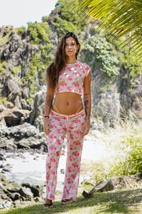 Cropped Tule