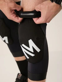 Joelheira Enduro PRO