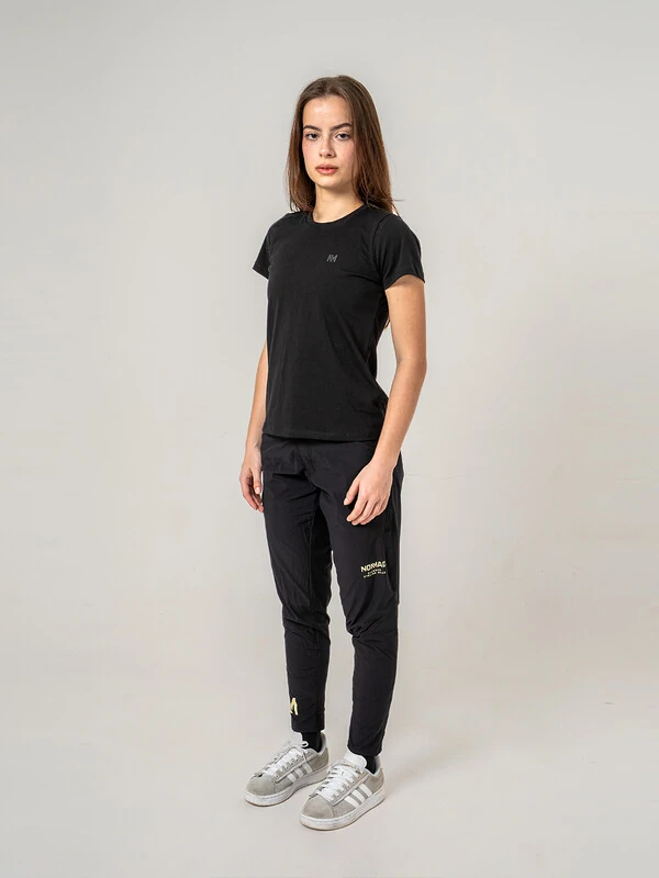 Camisa Casual Nomad Classic All Black Feminina