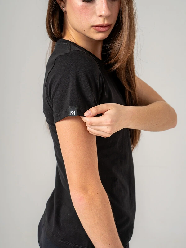 Camisa Casual Nomad Basic Preta Feminina