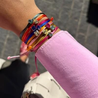 Pulseira Fio de Seda Pingente em Prata 925