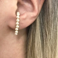 Ear Hook Pérolas Pequenas