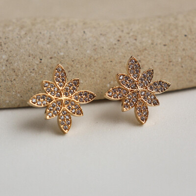 Foto Brinco Flor M Cravejado