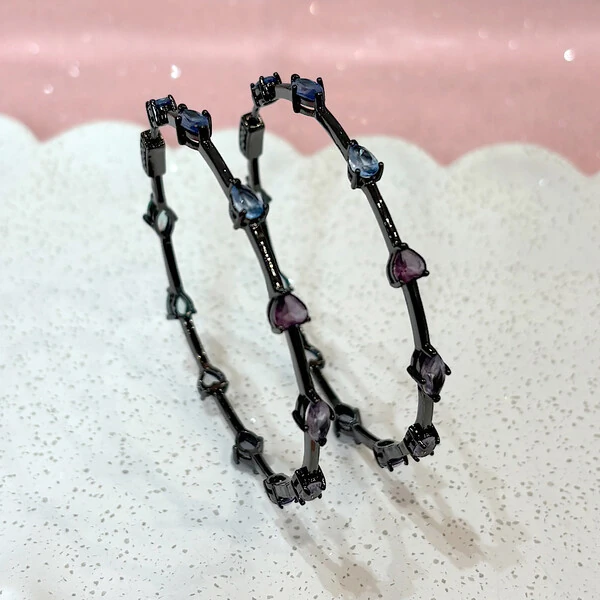 Argola com Formas Coloridas