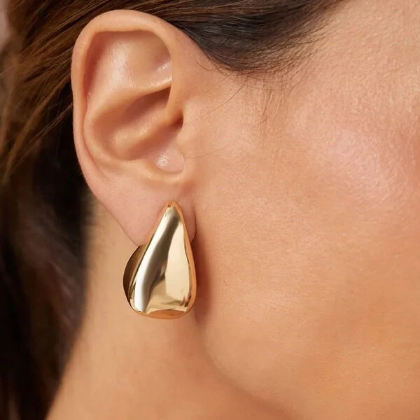 Argola Gota Bordas Quadradas