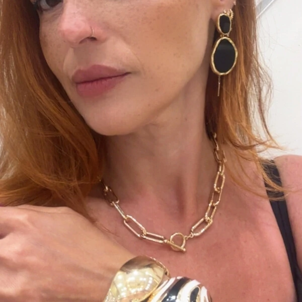 Brinco Acrílico Preto