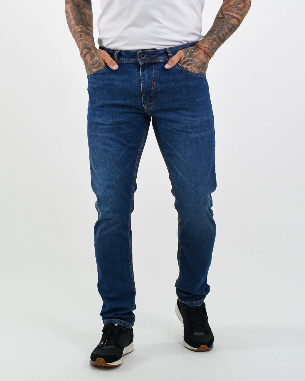 Foto Calça Masculina Skinny Escura