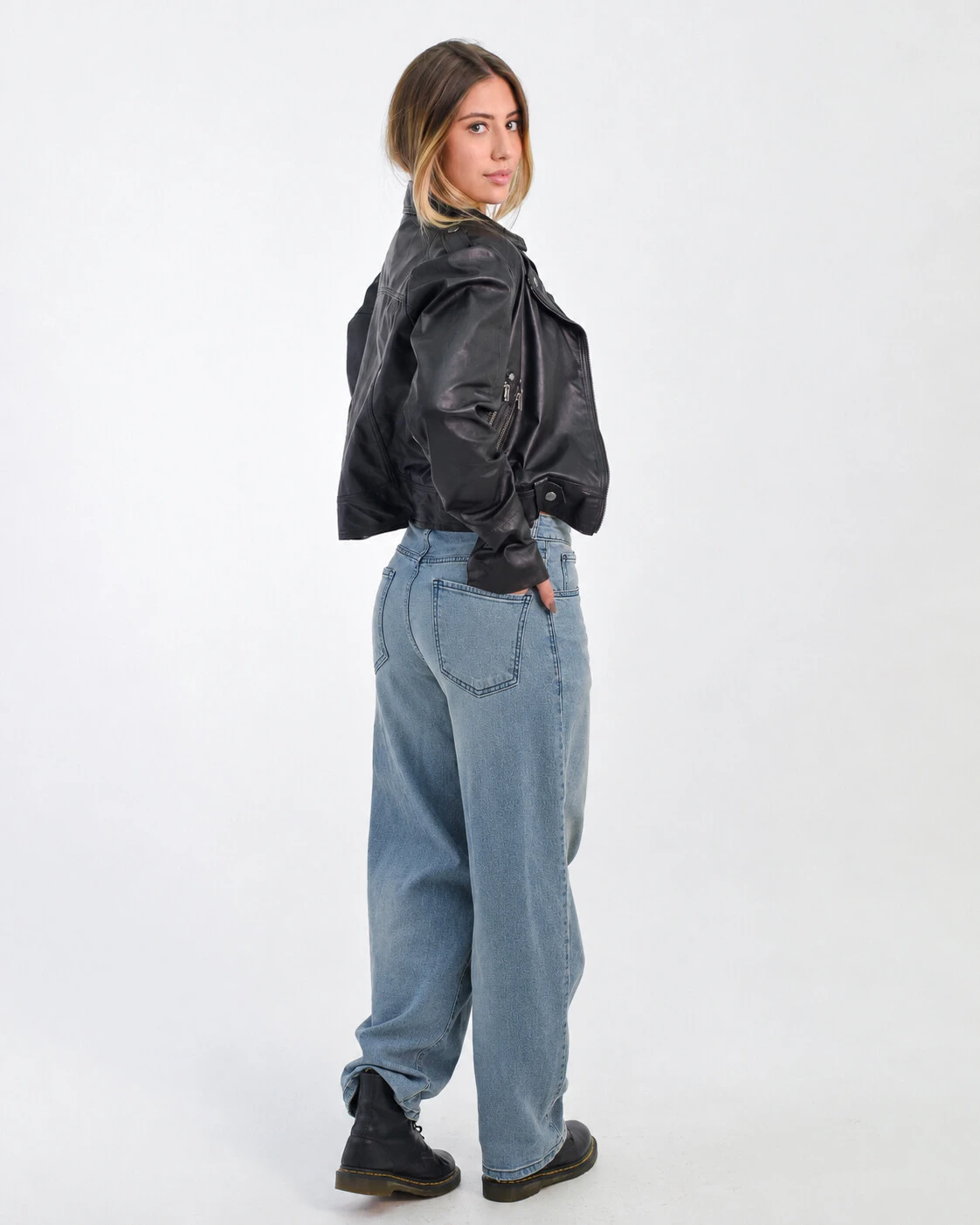 Foto Calça Jeans Barrel Passante Duplo