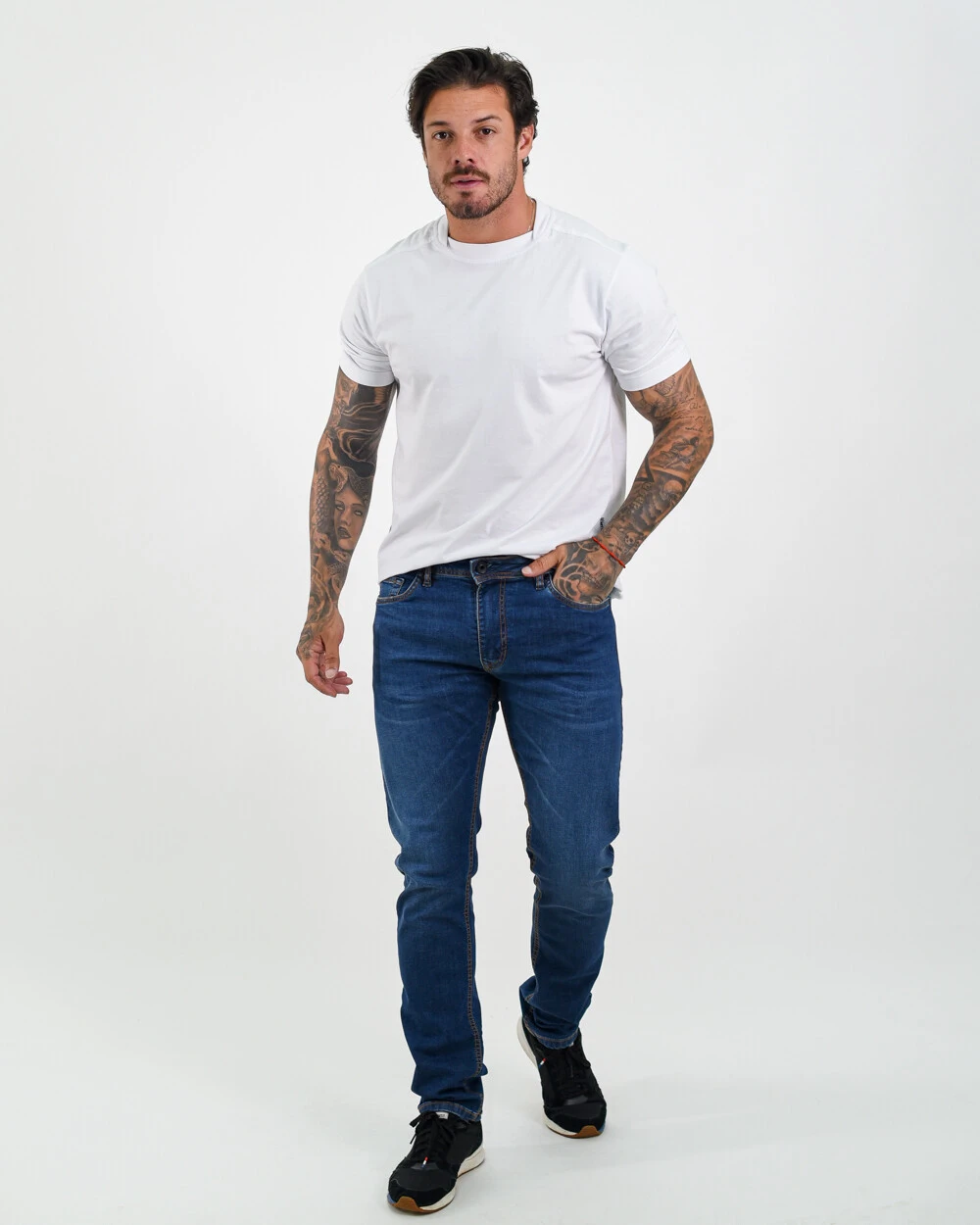 Foto Calça Masculina Skinny Escura