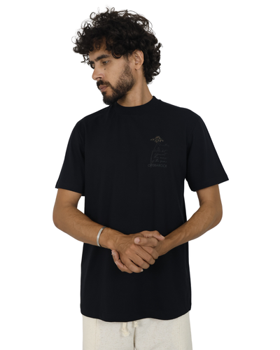 Foto T-Shirt Tall Over Folhagem