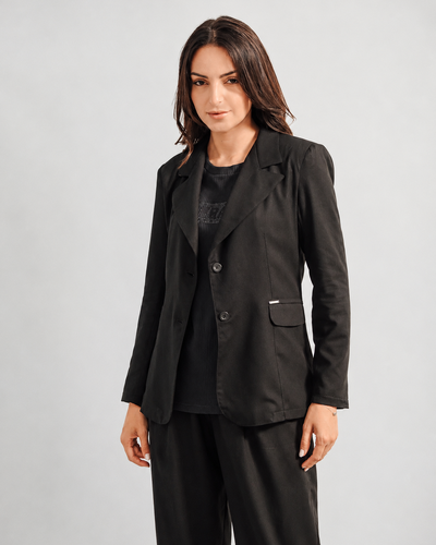 Foto Blazer Alfaiataria Linho Bordado na Manga