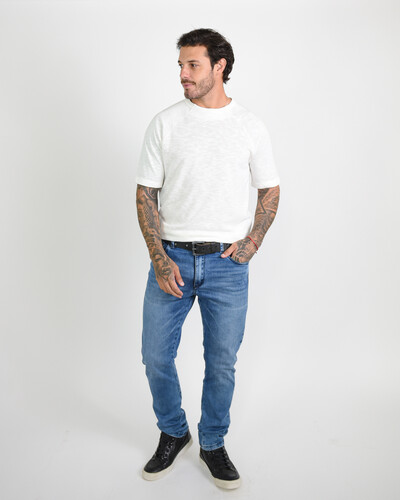 Foto Calça Jean Slim Recorte nos Bolsos