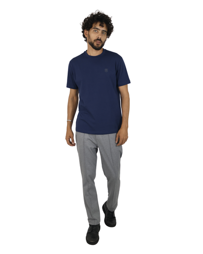 Foto T-Shirt Basic Cotton com Etiqueta