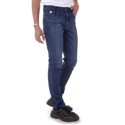 FotoCalça Jeans Slim Recorte nos Bolsos