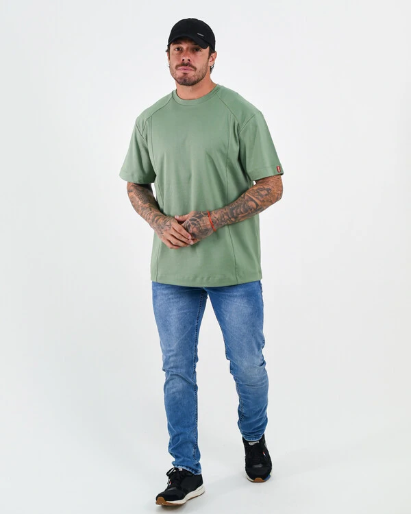 T-Shirt Box Sued