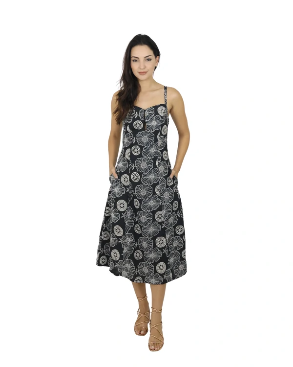 Vestido Midi Bordado