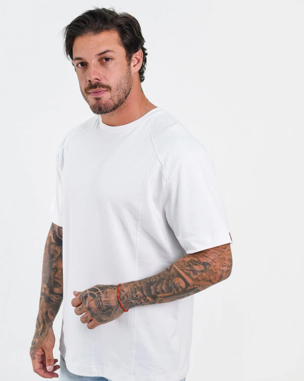 T-Shirt Box Sued