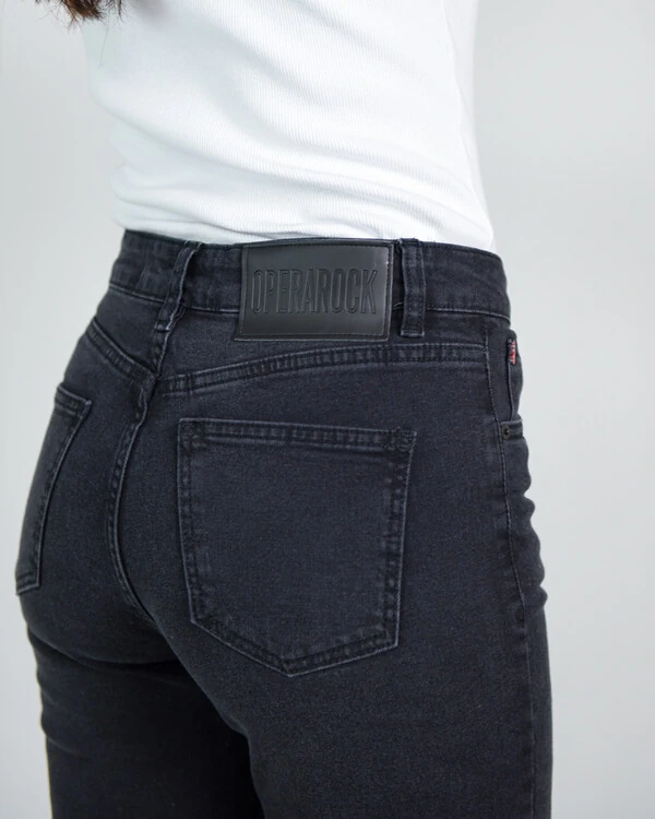 Calça Reta Black Barra a Fio