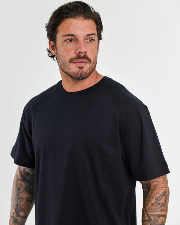 T-Shirt Box Sued