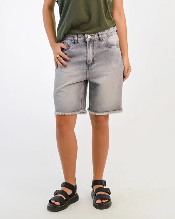 Bermuda Jeans