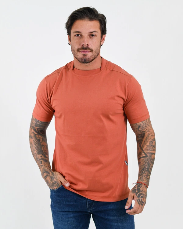 T-Shirt Gola Sobreposta