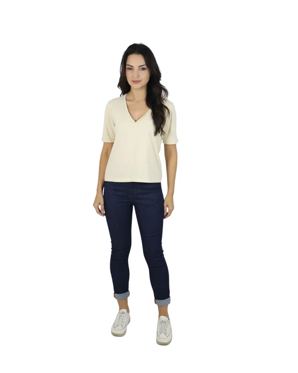 T-Shirt Decote V
