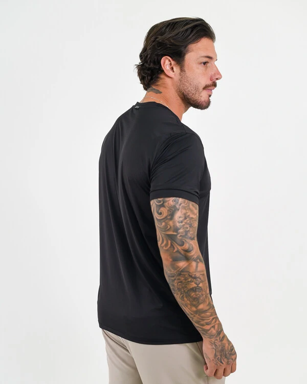T-Shirt Masculina Poliamida