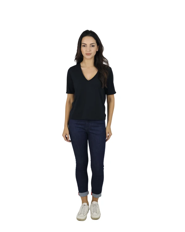 T-Shirt Decote V