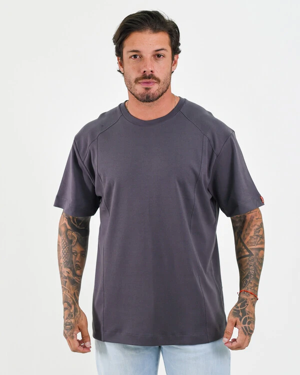 T-Shirt Box Sued