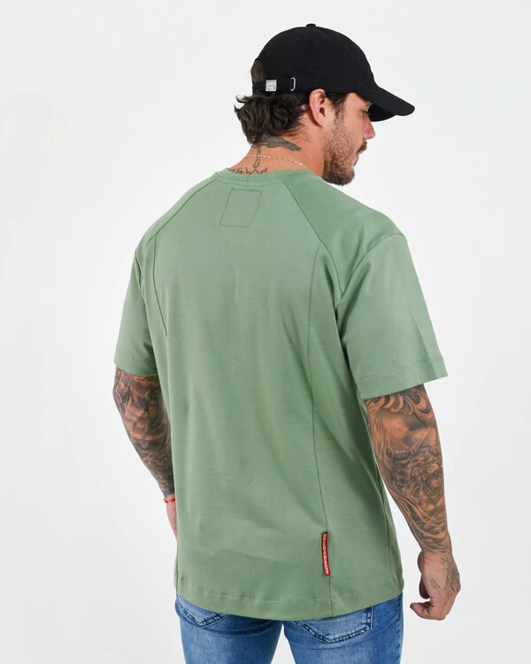 T-Shirt Box Sued