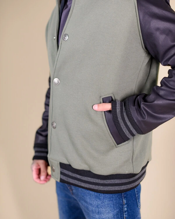 Jaqueta Masculina Operarock Raglan College