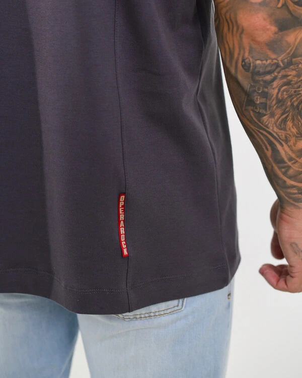 T-Shirt Box Sued