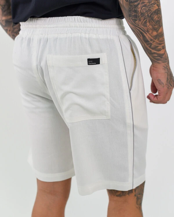 Bermuda Masculina com Vivo Lateral
