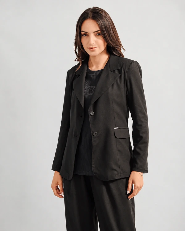 Blazer Alfaiataria Linho Bordado na Manga