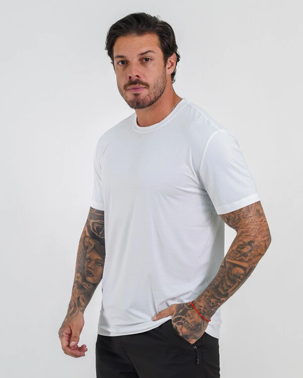 T-Shirt Masculina Poliamida