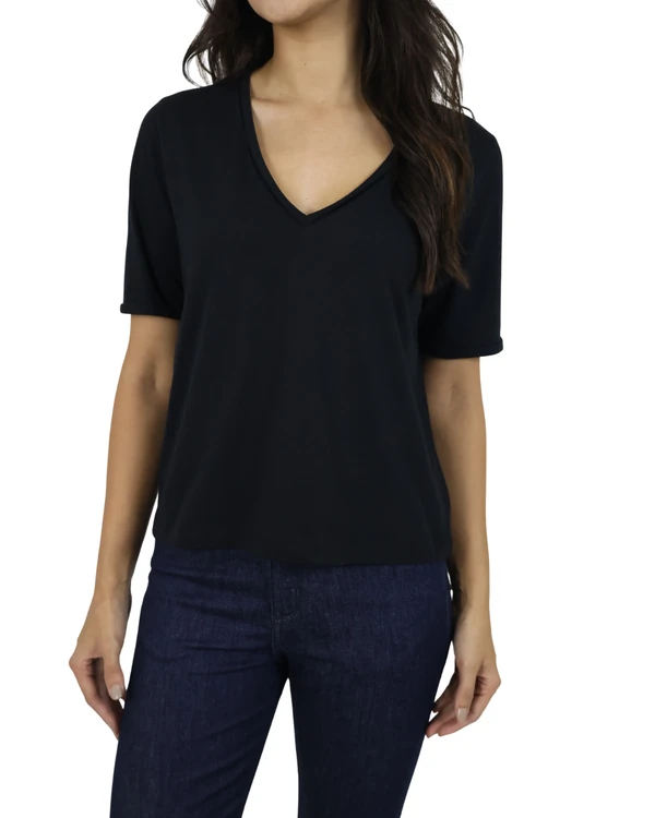 T-Shirt Decote V