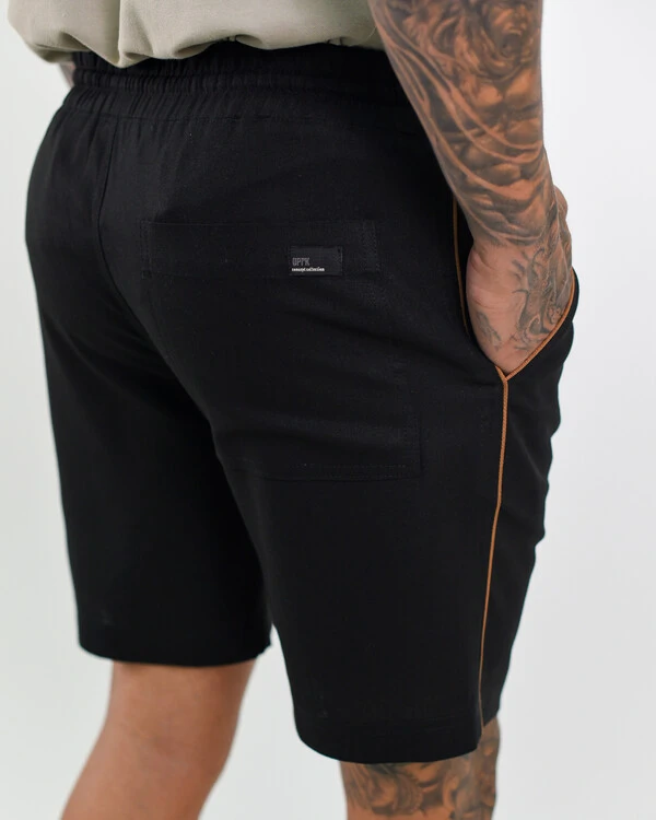 Bermuda Masculina com Vivo Lateral