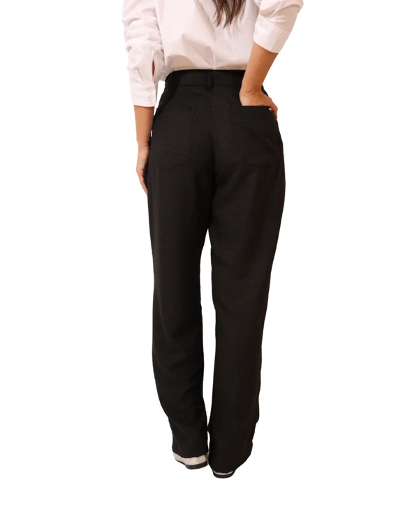 Calça Feminina Pregas Alfaiataria Operarock