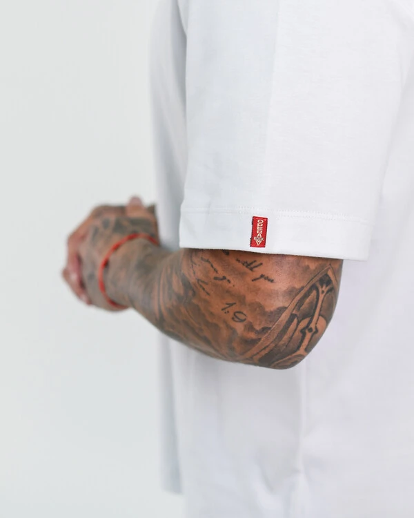 T-Shirt Box Sued