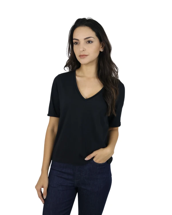 T-Shirt Decote V