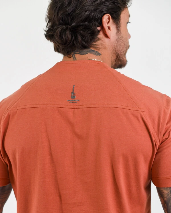 T-Shirt Gola Sobreposta