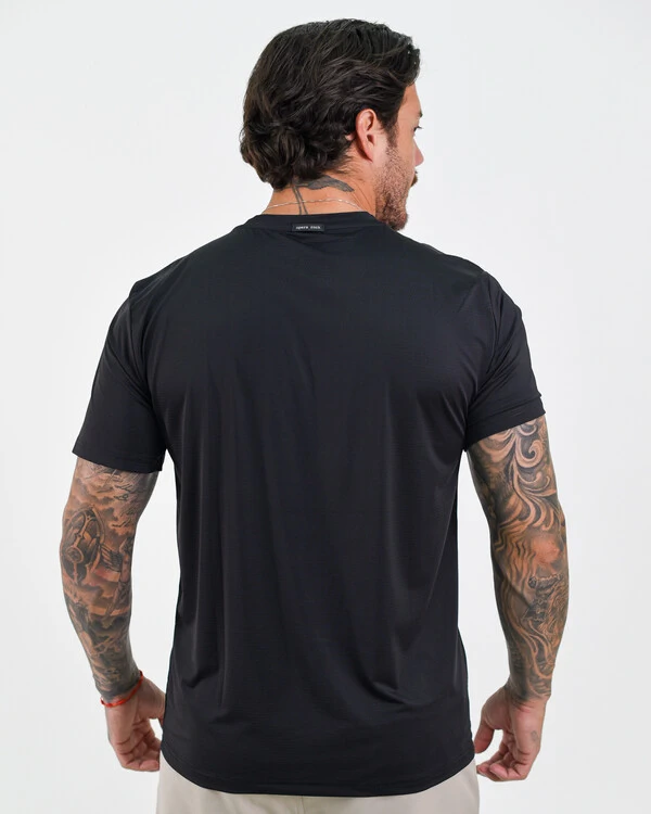 T-Shirt Masculina Poliamida